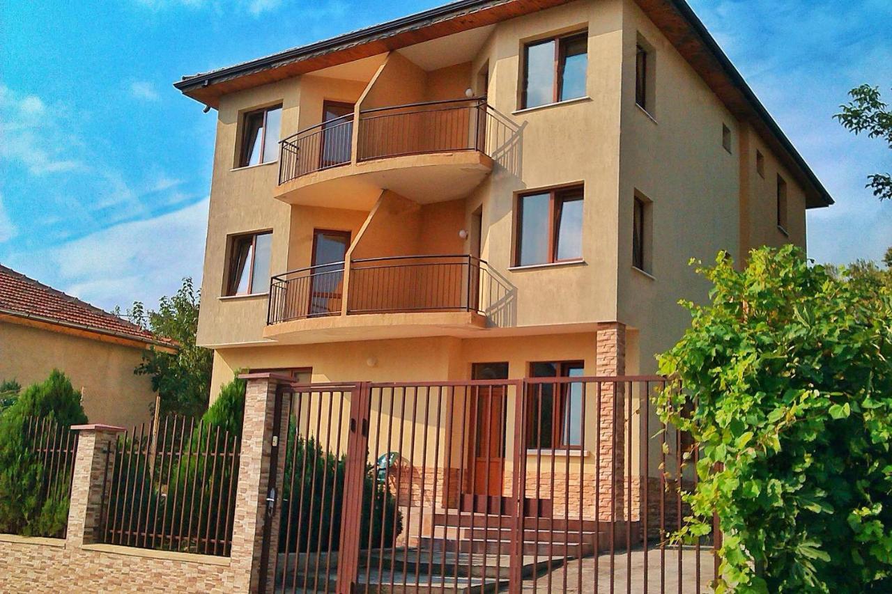 Tatyana Guest House Byala  Exterior photo